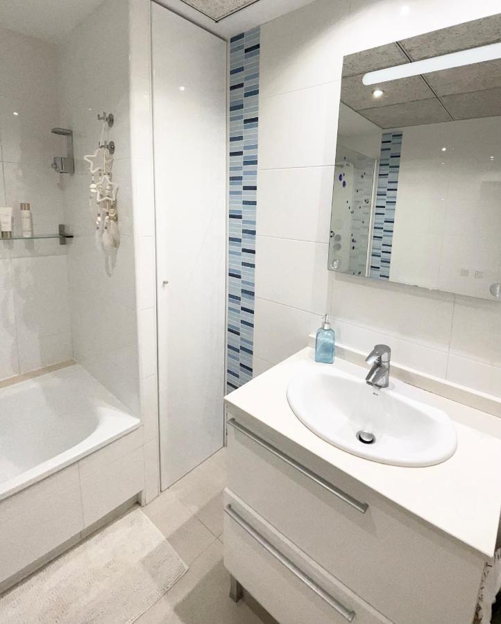 Valencia Beachfront Home 23 Dış mekan fotoğraf